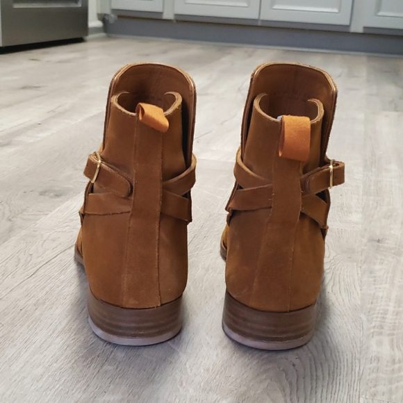 FUGASHIN POUR STORY ET FALL TAN SUEDE CHELSEA BOOT - Picture 3 of 8